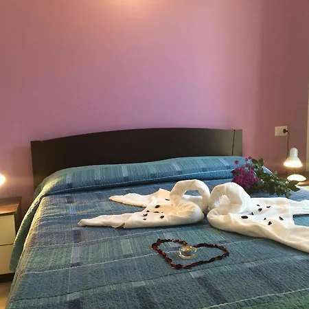 Le Azalee & Apartment Vercana
