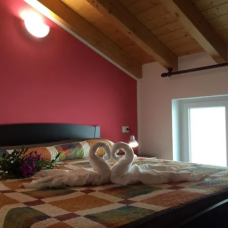 Apartment Le Azalee & Vercana