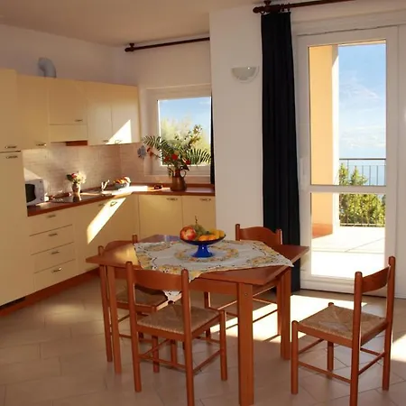 Le Azalee & Apartment *