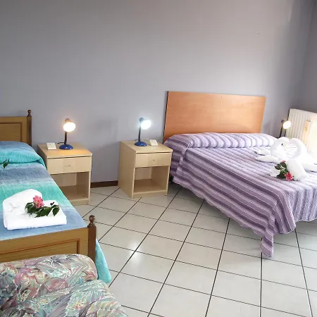 Le Azalee & Appartement Vercana