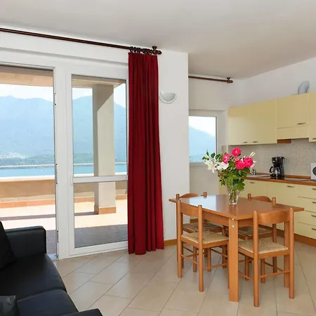 Le Azalee & * Vercana