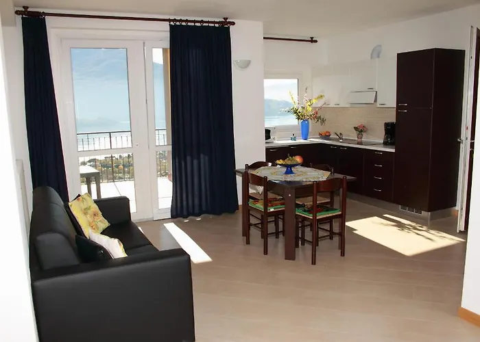 Appartement Le Azalee&spa Vercana