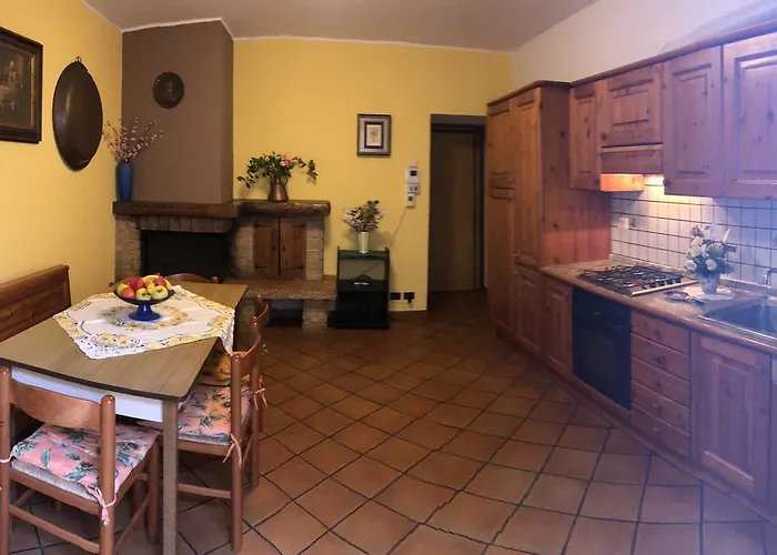 Le Azalee & Appartement Vercana