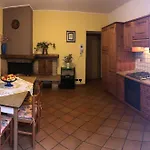 Le Azalee & דירה Vercana