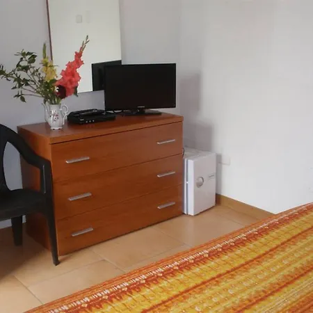 阿加乐和温泉公寓式酒店 * Vercana