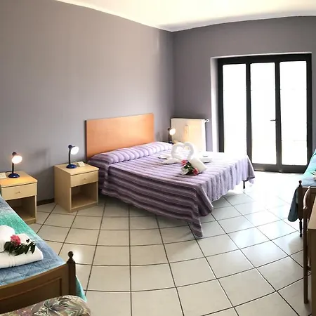 阿加乐和温泉公寓式酒店 * Vercana